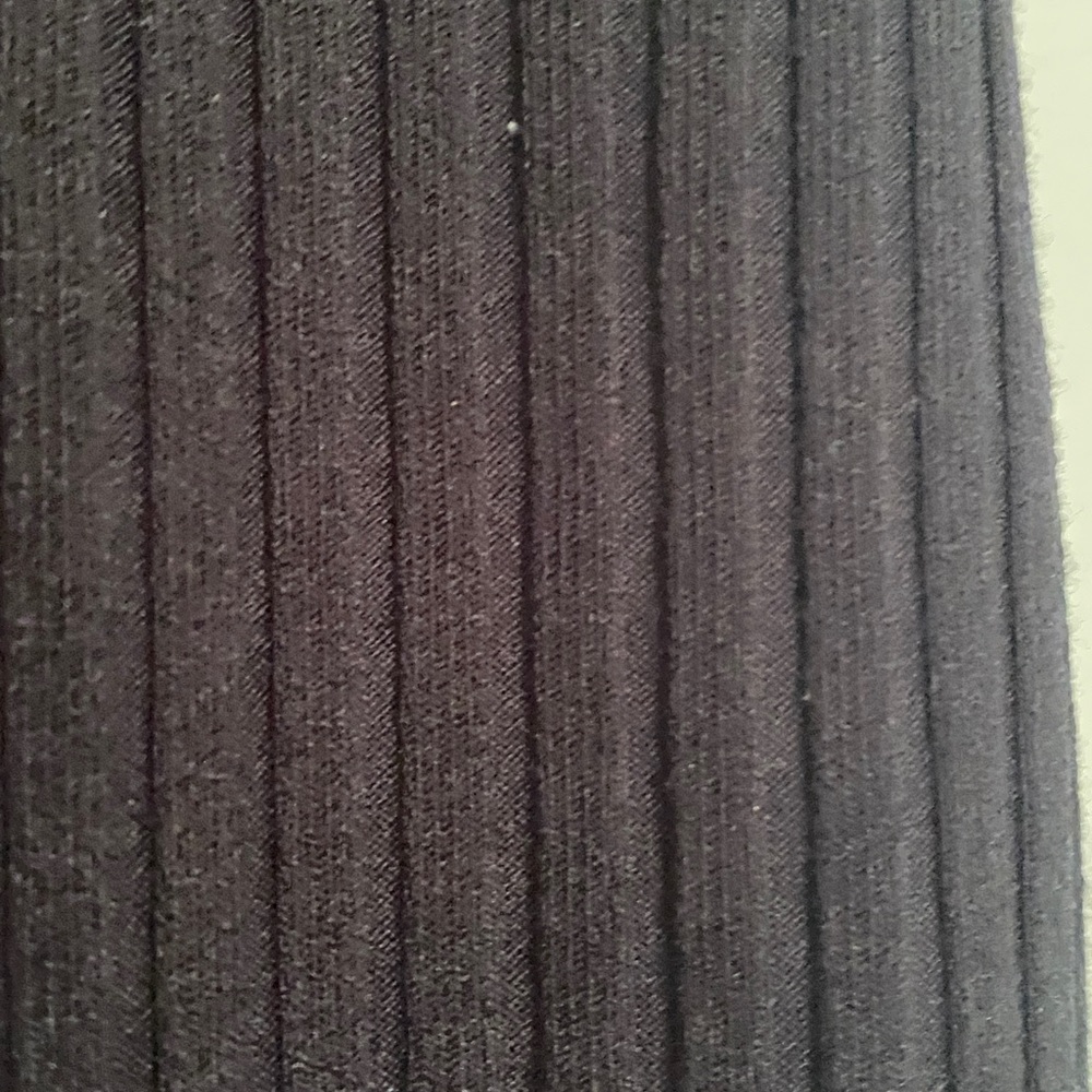 Apt. 9 black ribbed skirt size small - Picture 3 of 5